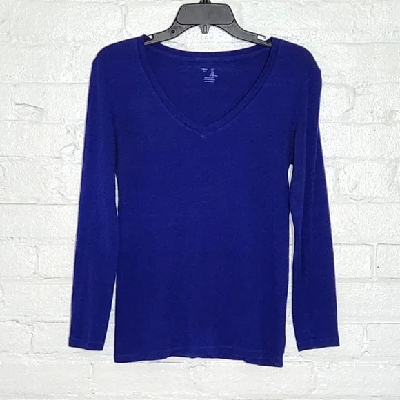 Gap V-Neck Long Sleeve Top - Picture 2 of 4